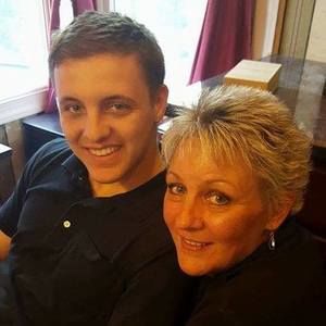 Meet your Posher, Bernadine